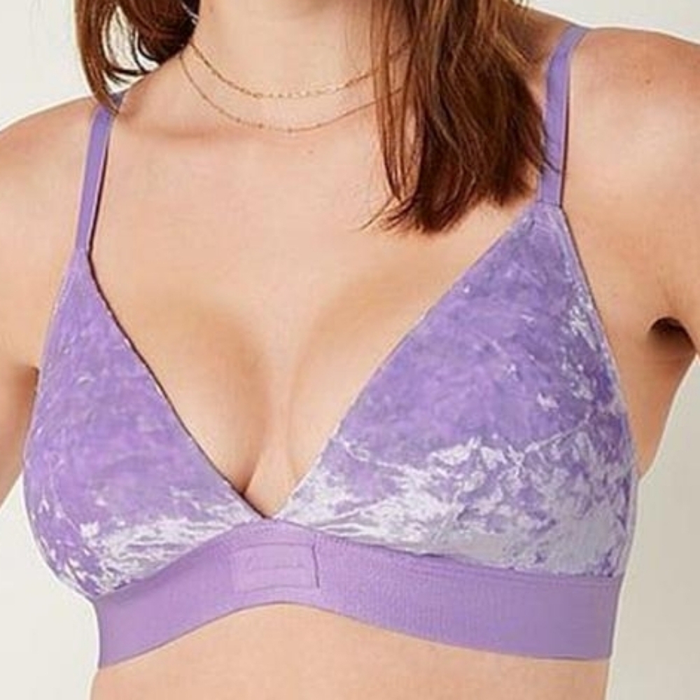 PINK Victoria's Secret Lilac Velvet‎ Bralette Size Large NWOT